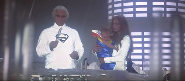 Jor-El, Vond-Ah and their baby Kal-El